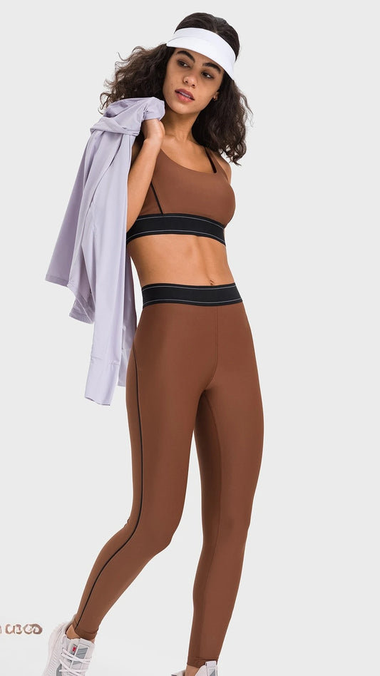 Conjunto Deportivo de 2 Piezas – Top Deportivo + Leggings de Talle Medio (Estilo Casual)