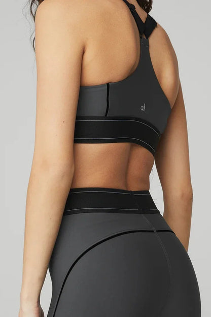 Conjunto Deportivo de 2 Piezas – Top Deportivo + Leggings de Talle Medio (Estilo Casual)