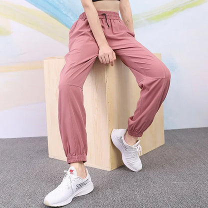 Joggers Deportivos de Mujer – Cintura Elástica y Secado Rápido (Estilo Holgado)